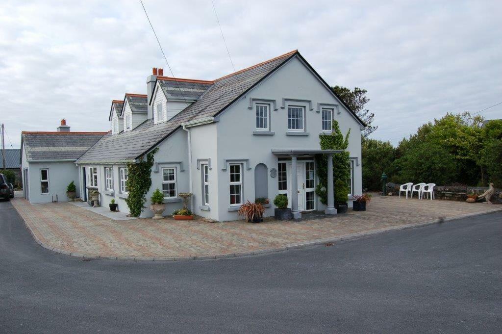 Teach An Easard Bed & Breakfast Clifden Exterior photo